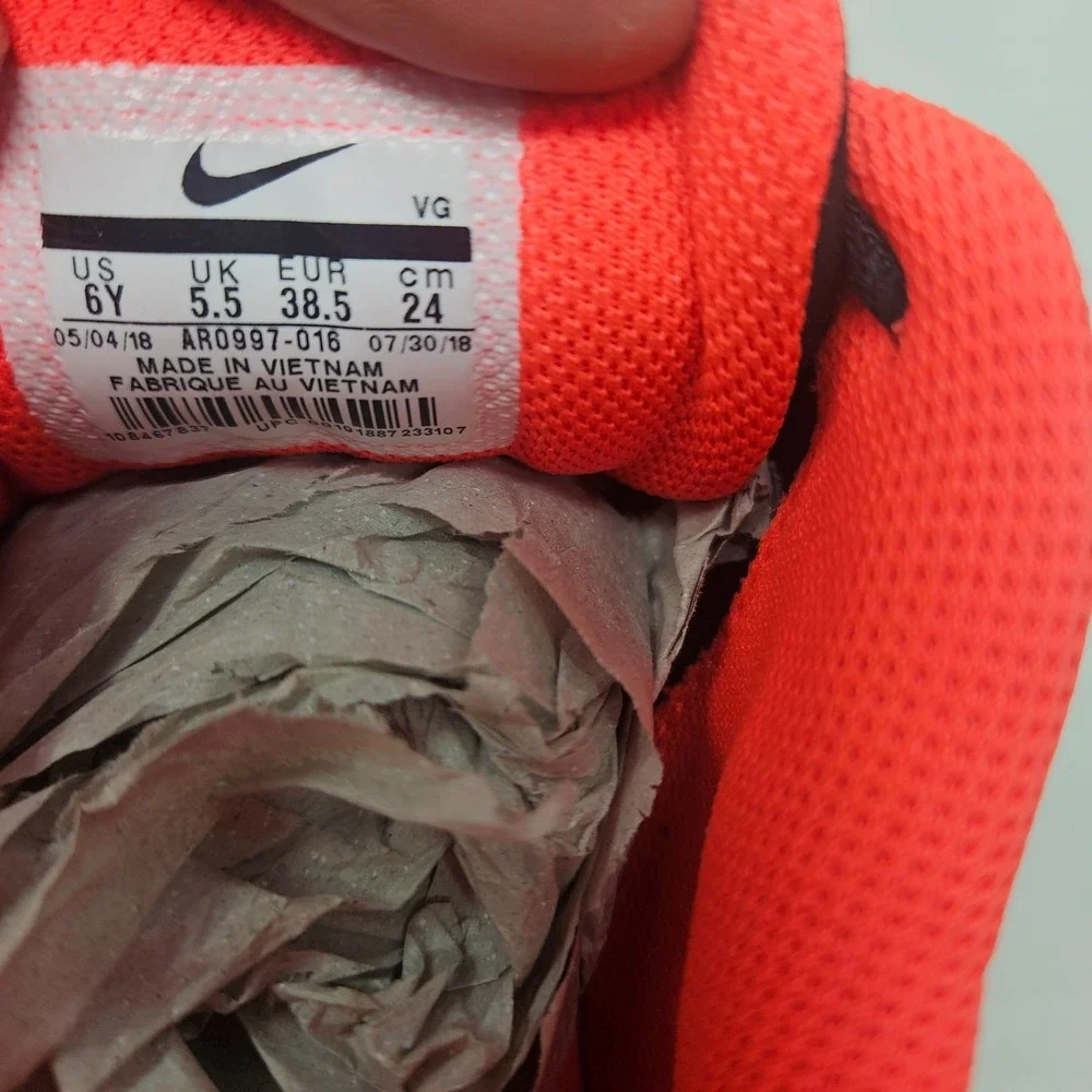 Nike FastFlex Softball Cleats Black Orange AR0997-016 SIZE 6Y Womens 7.5